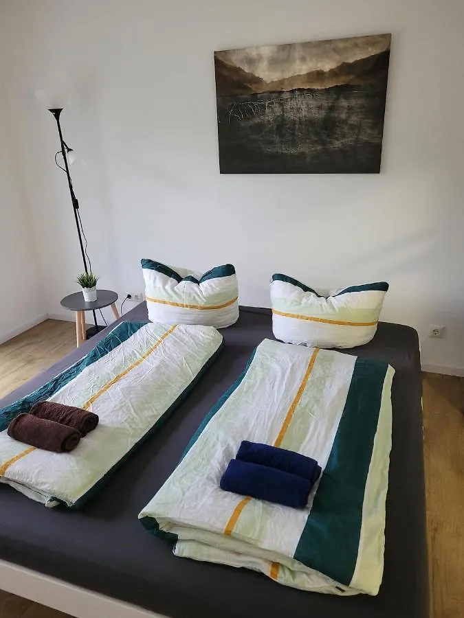 Schoene, Gemuetliche Moeblierte 2 Zi Wohnung In Rgb Regensburg Apartment