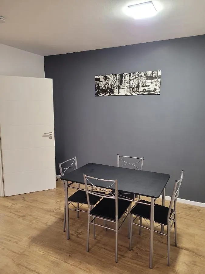 Apartment Schoene, Gemuetliche Moeblierte 2 Zi Wohnung In Rgb Regensburg